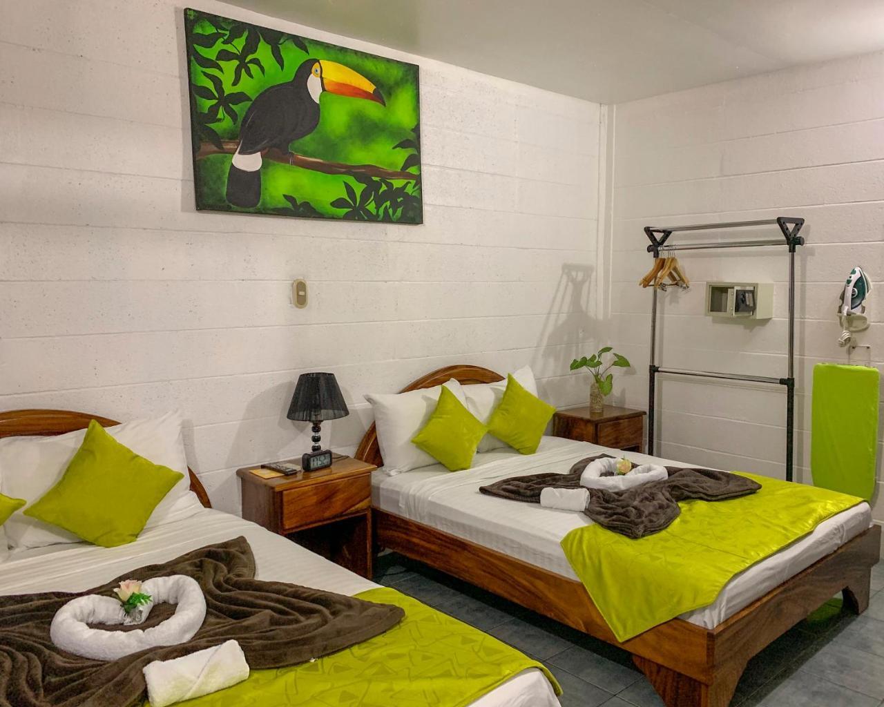 La Fortuna Backpackers Resort Εξωτερικό φωτογραφία